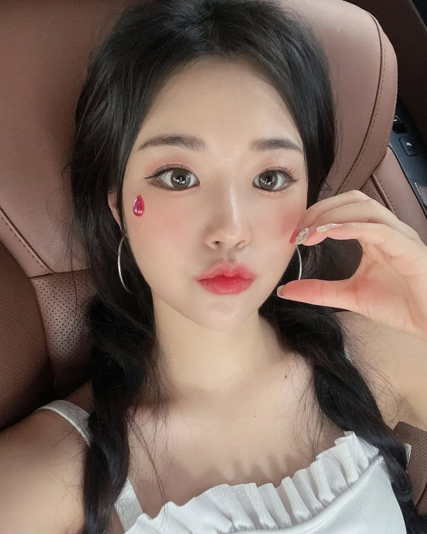 홍지은
