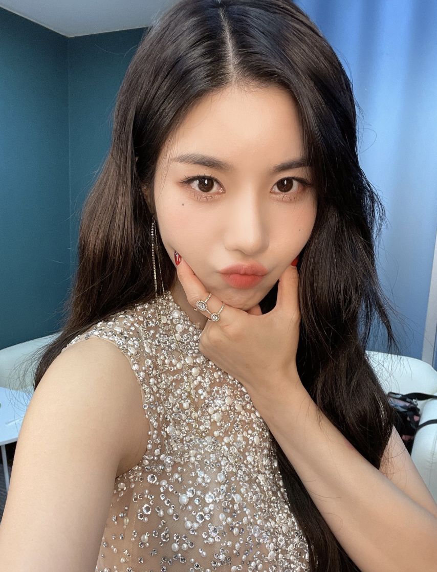 권은비