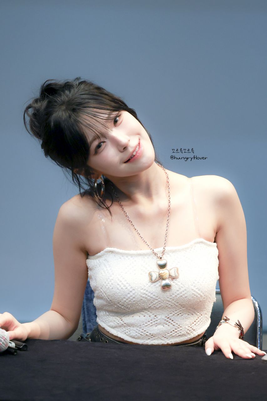 프로미스나인 백지헌