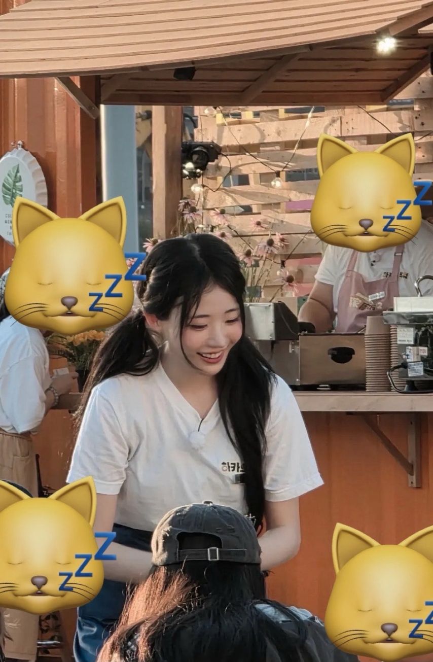 QWER 기타즈 대만 하카의부엌 촬영
