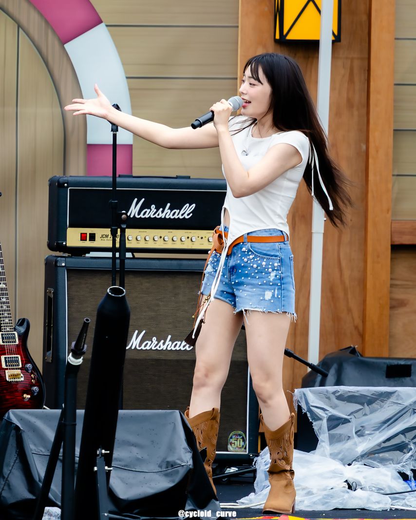 QWER 시연