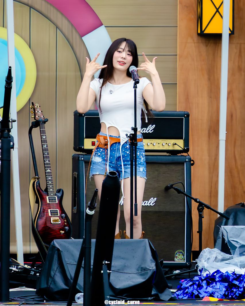 QWER 시연