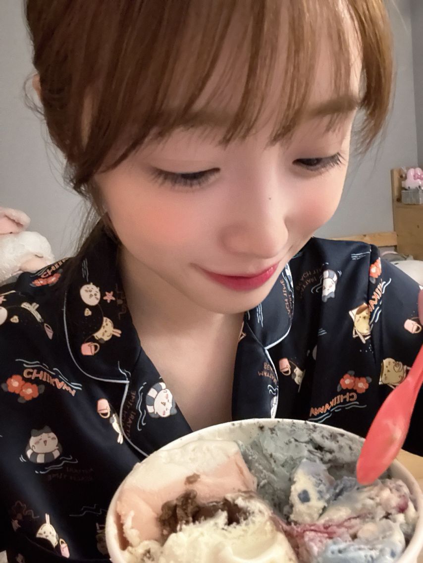 라잇썸 히나