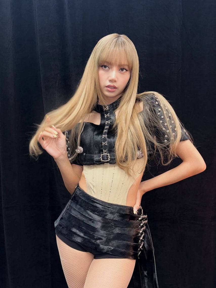 블랙핑크 리사 SNS