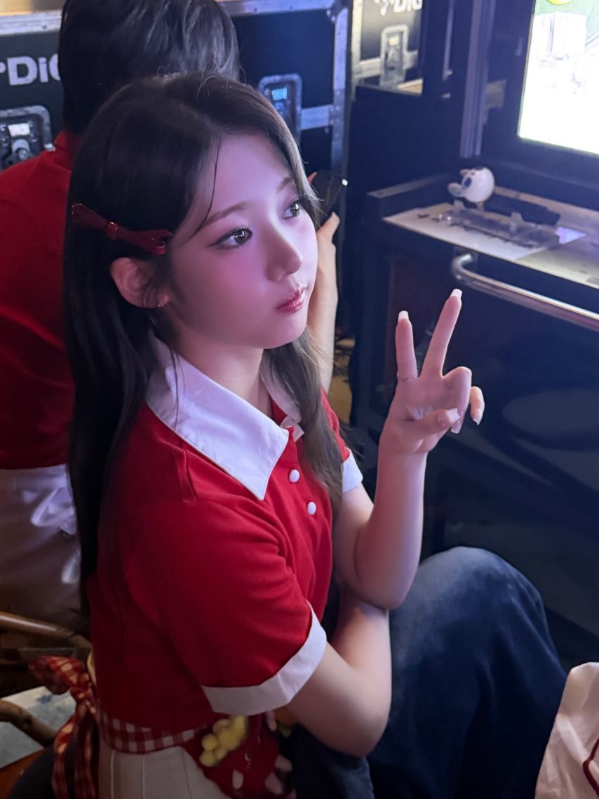 베이비몬스터 로라