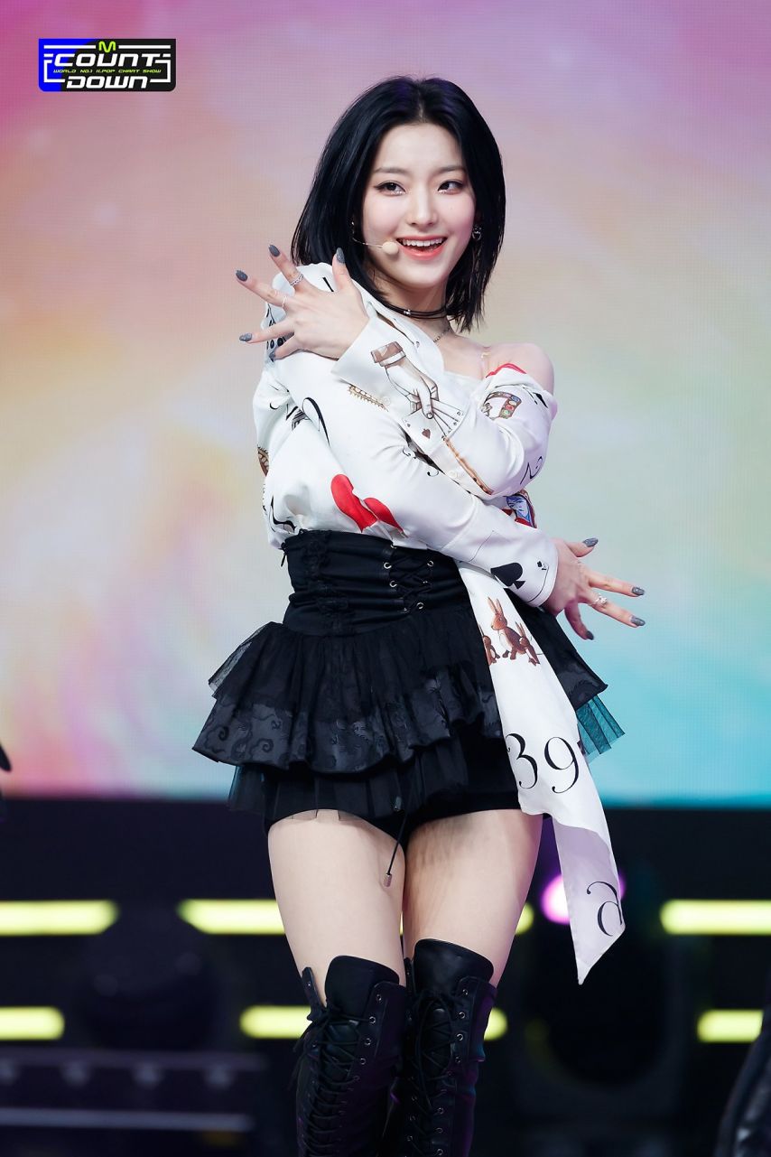 프로미스나인 이새롬