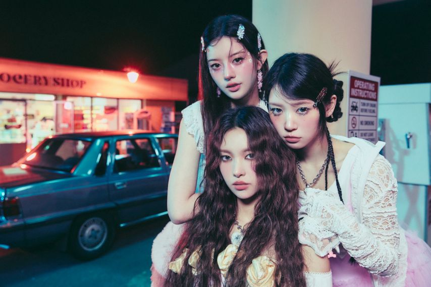 아일릿 Japan 1st Single '時よ止まれ' Concept Photo