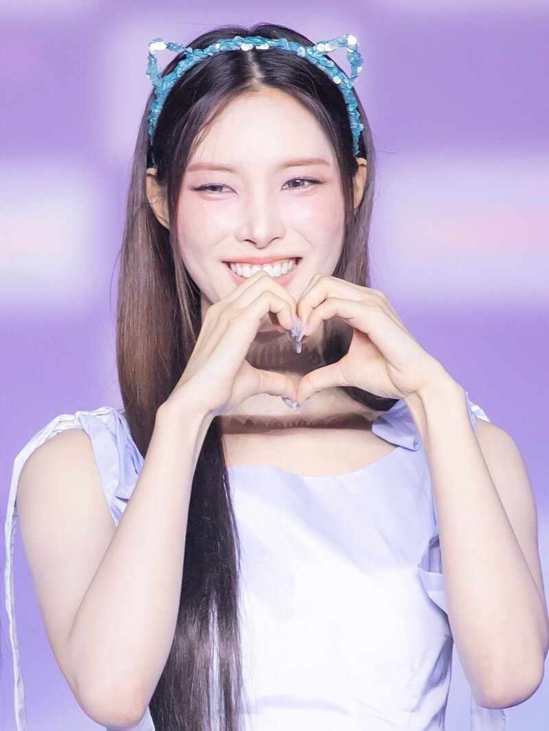 아일릿 (ILLIT) 윤아