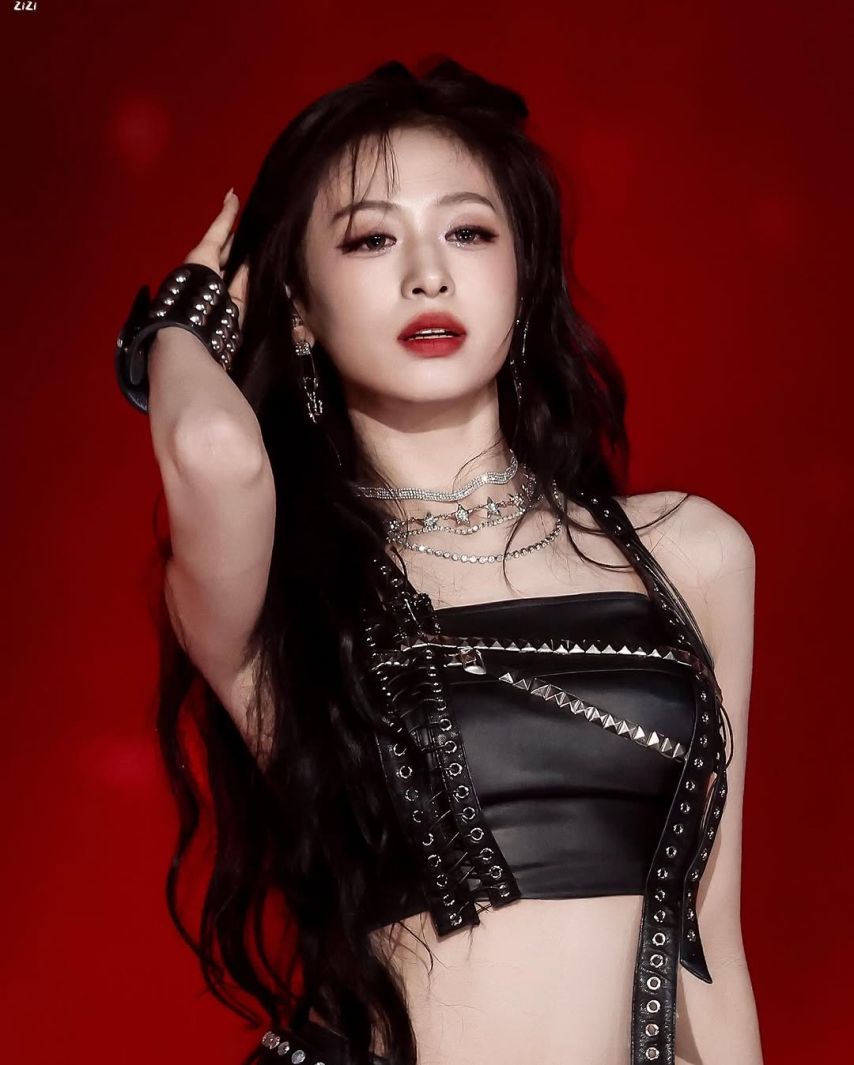 BABYMONSTER (베이비몬스터) 아현