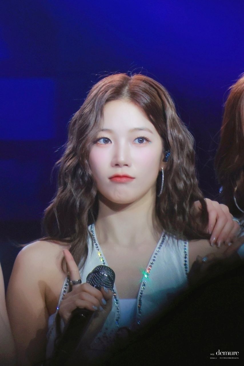 르세라핌 카즈하