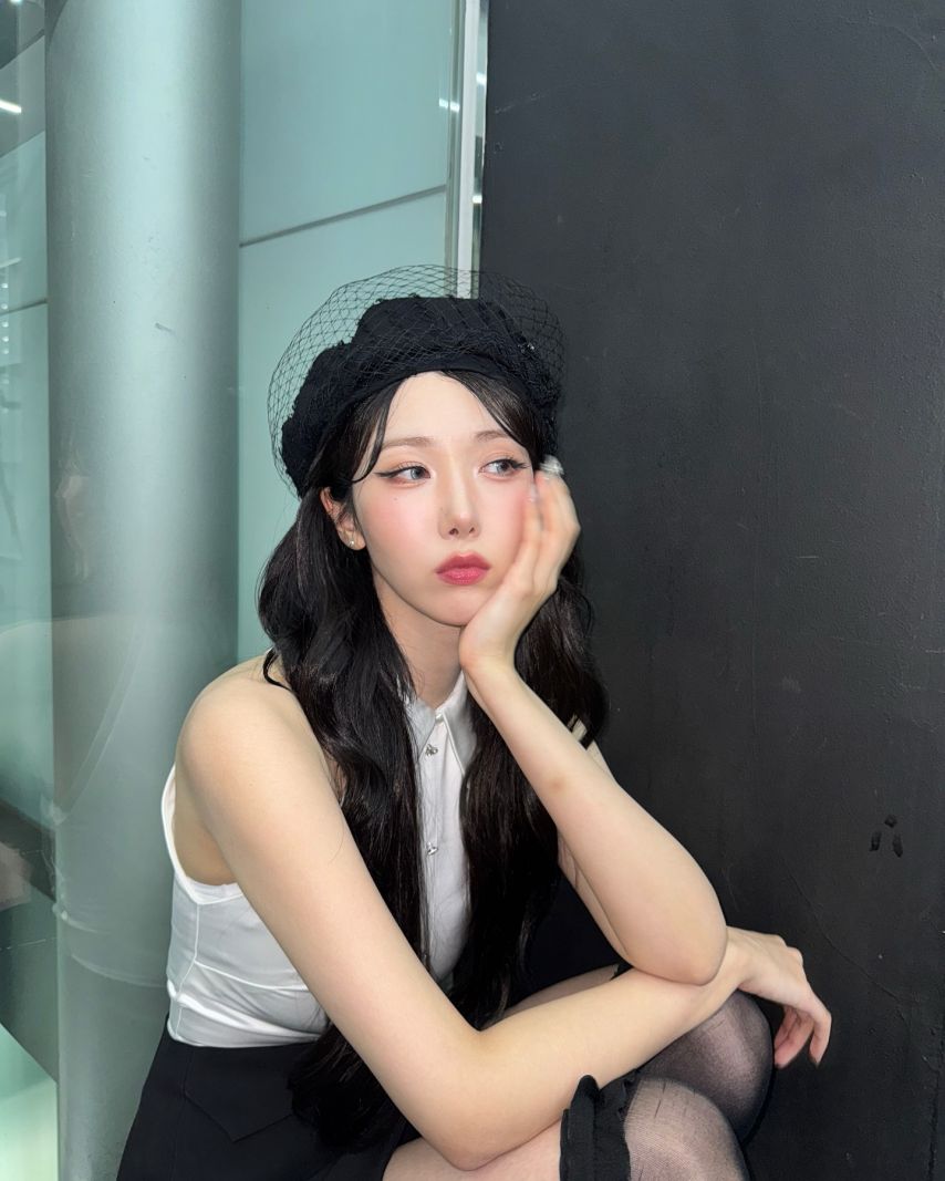 신비 VIVIZ비비지 인별
