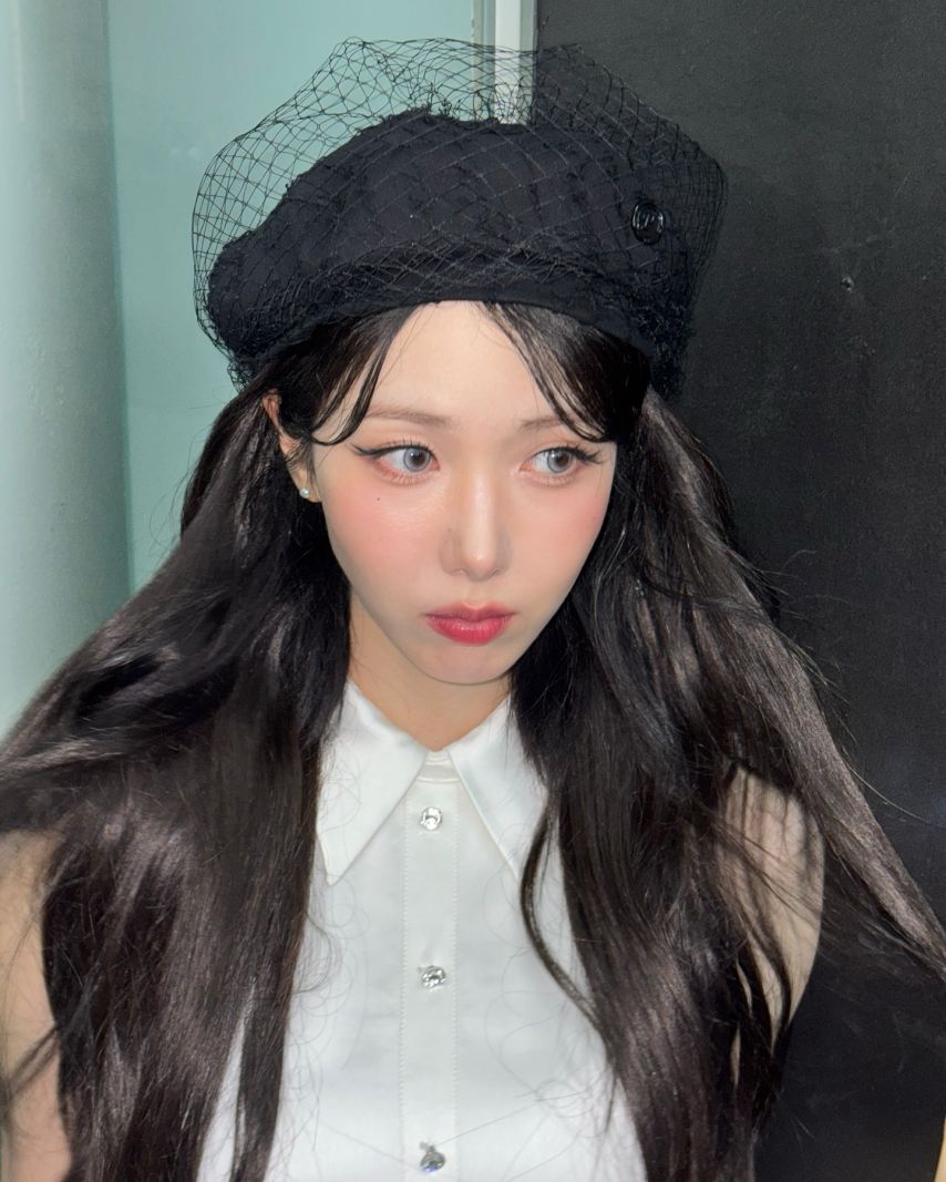 신비 VIVIZ비비지 인별