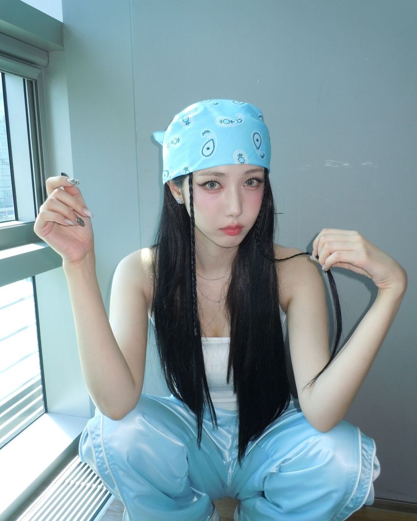 신비 VIVIZ비비지 인별