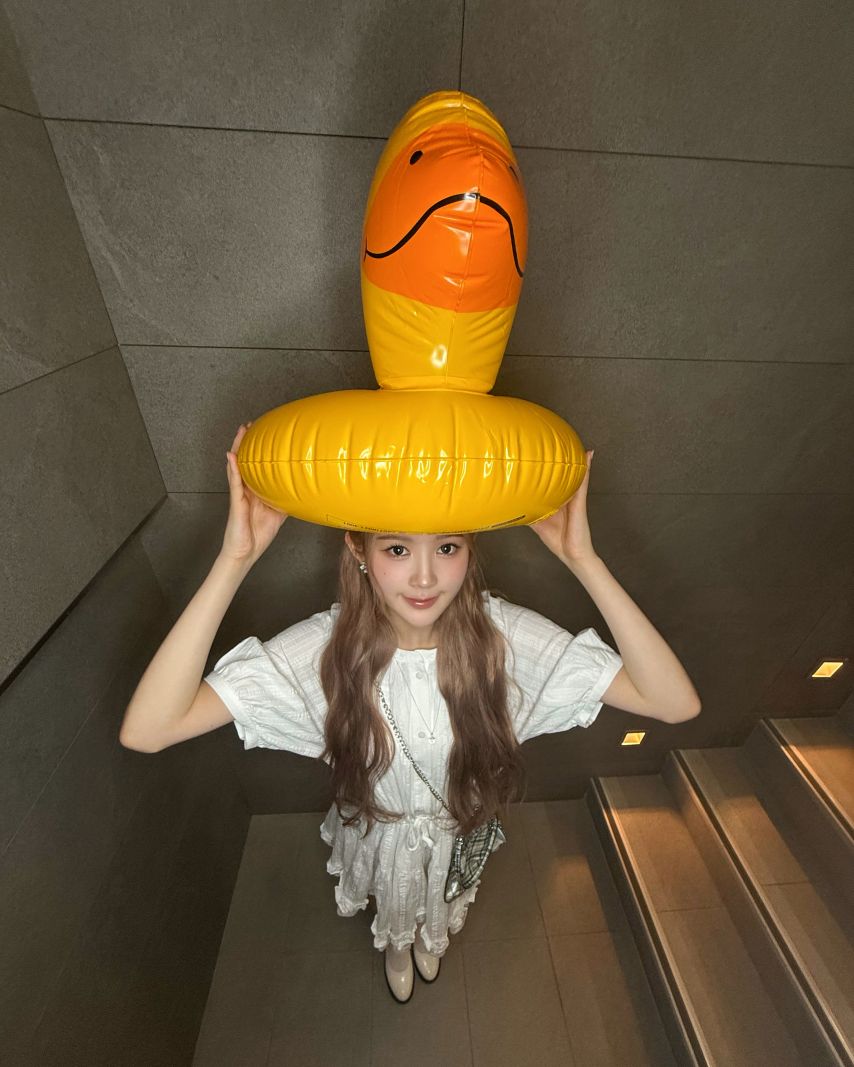 하츠투하츠 에이나
