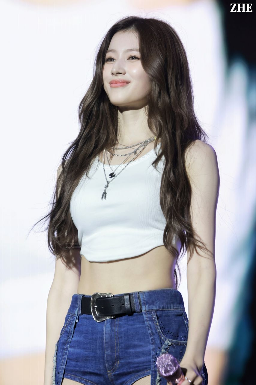 트와이스 사나