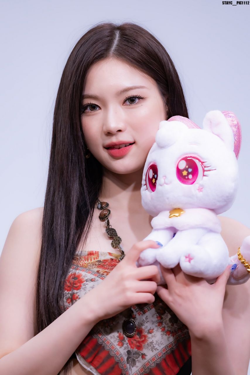 스테이씨 아이사