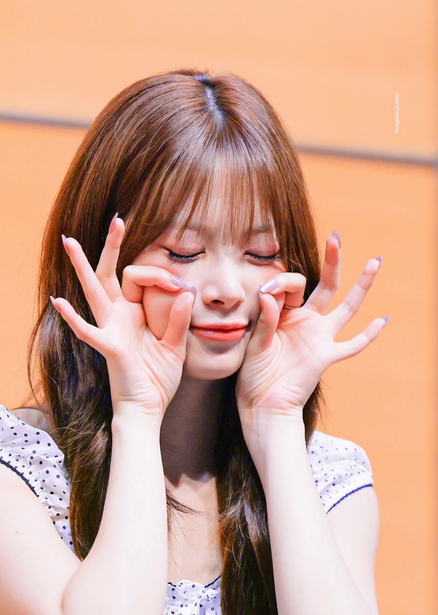 르세라핌 홍은채