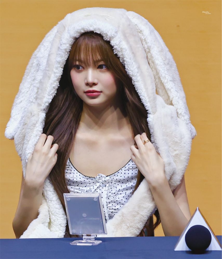 르세라핌 홍은채