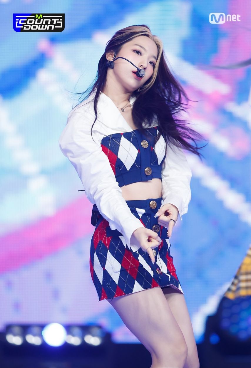 프로미스나인 이새롬