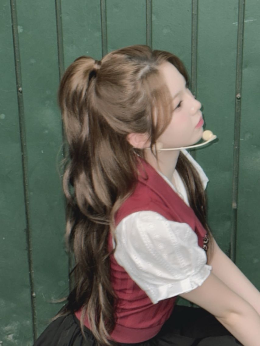 니쥬 (NiziU) 아야카