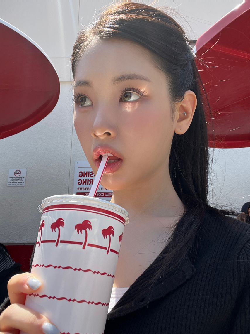 베이비돈크라이 이현