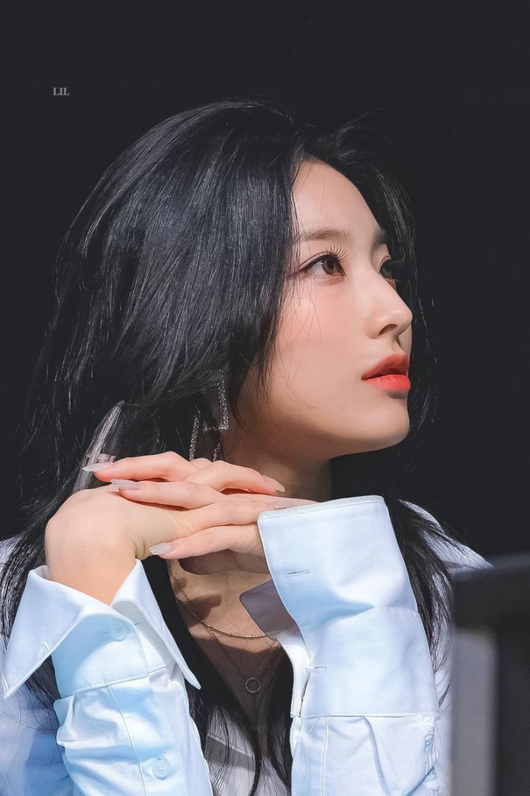 프로미스나인 이새롬