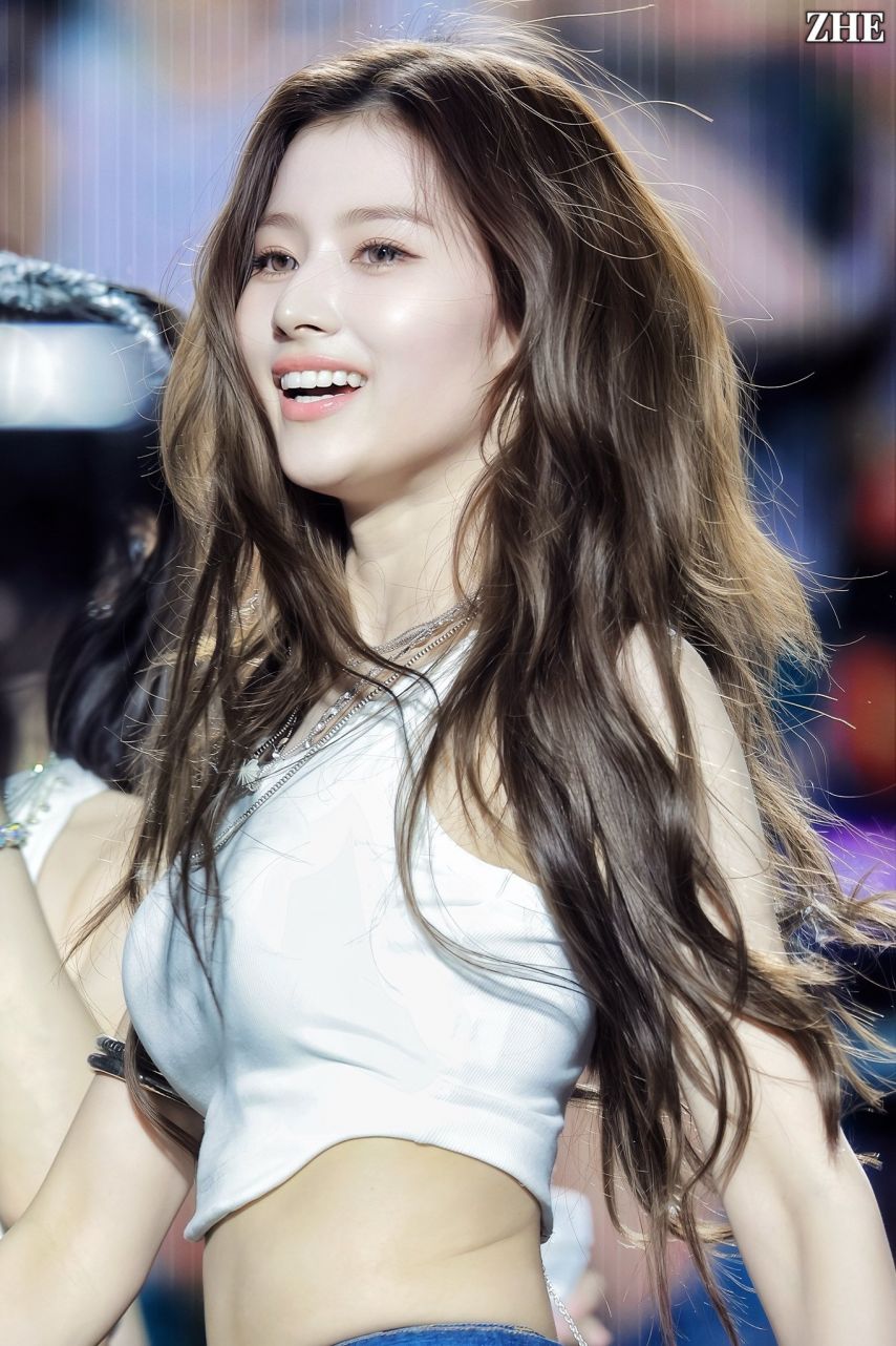 트와이스 사나