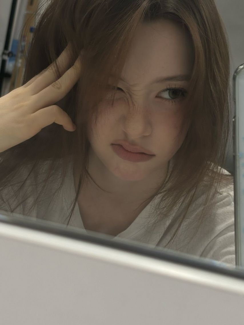 피프티피프티 문샤넬