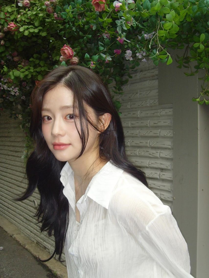 채서안