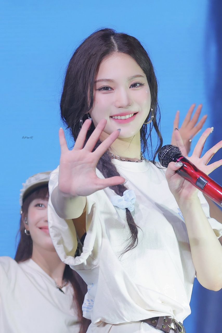 스테이씨 아이사