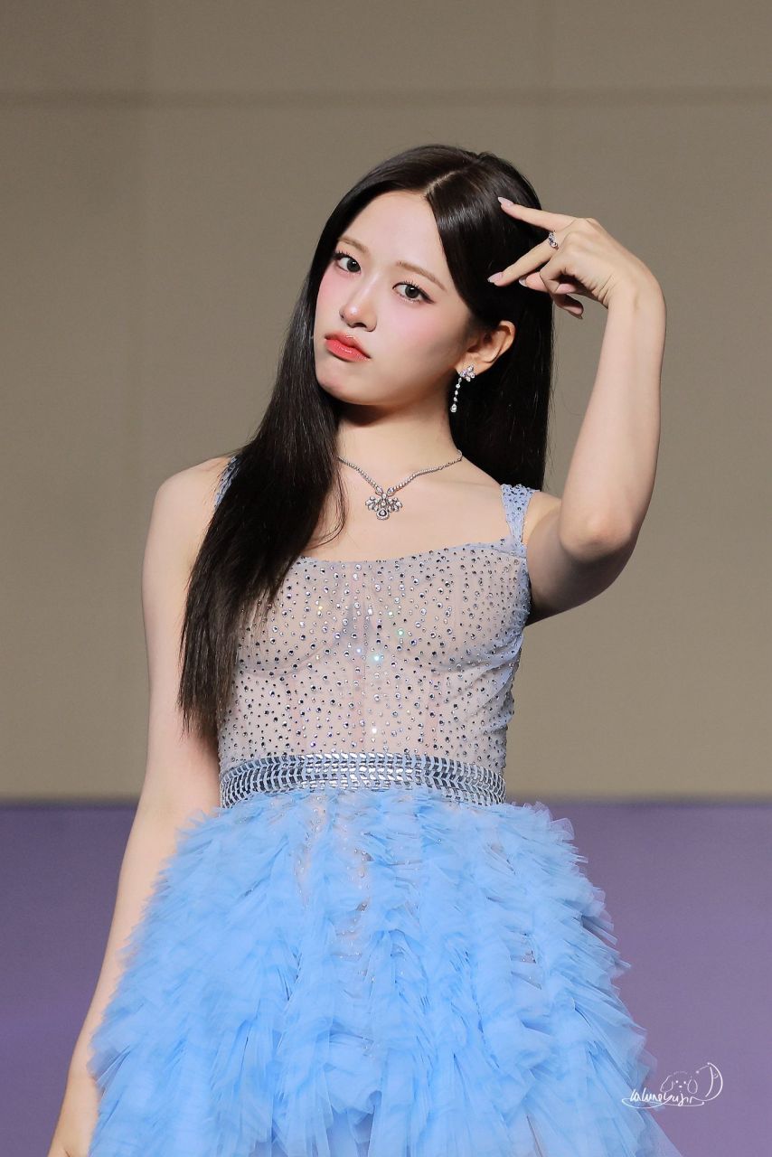 아이브 안유진