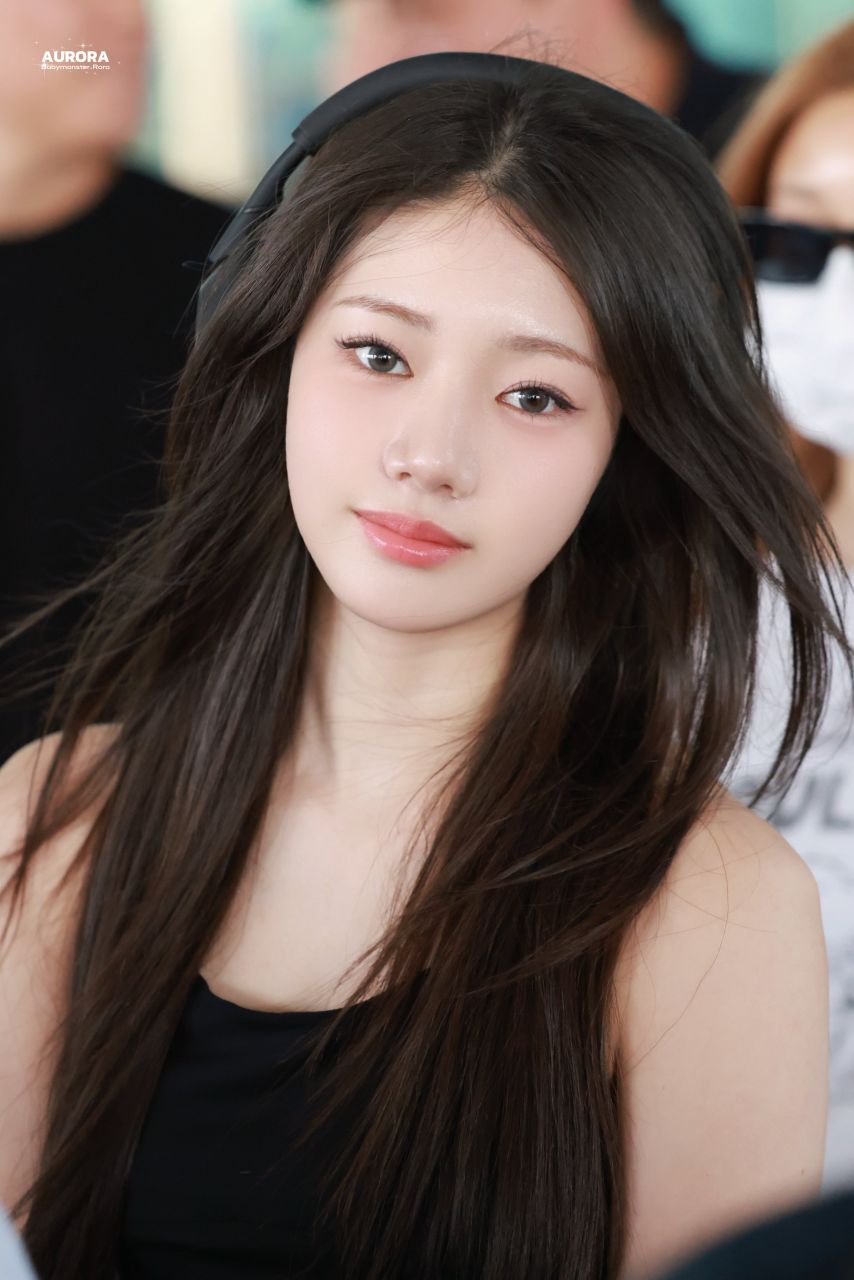 베이비몬스터 로라