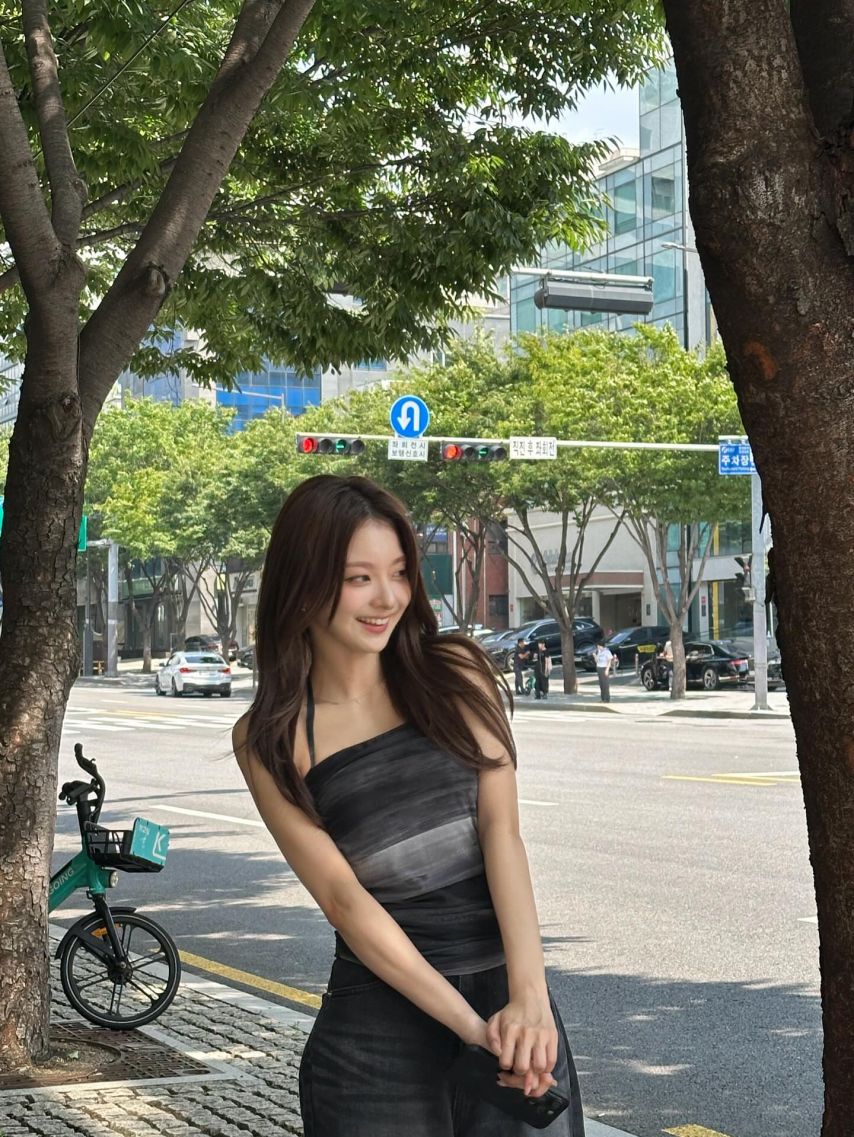 프로미스나인 이나경