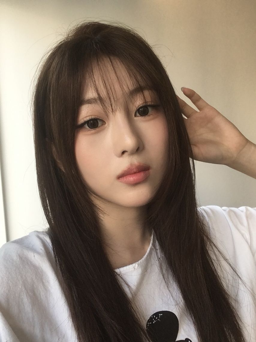 앳하트 나현, 봄, 미치