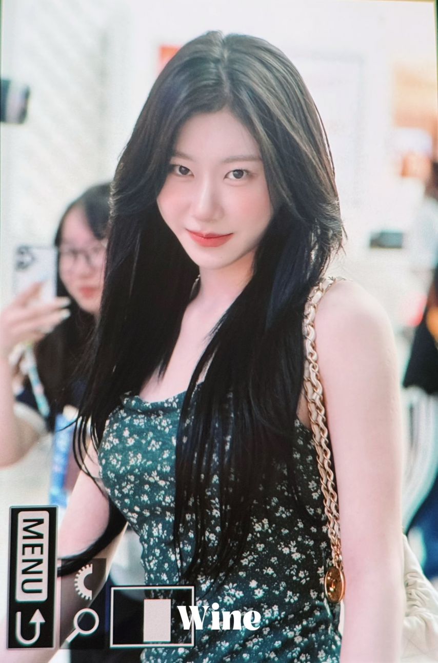 오늘자 있지(ITZY) 채령 출국.jpg