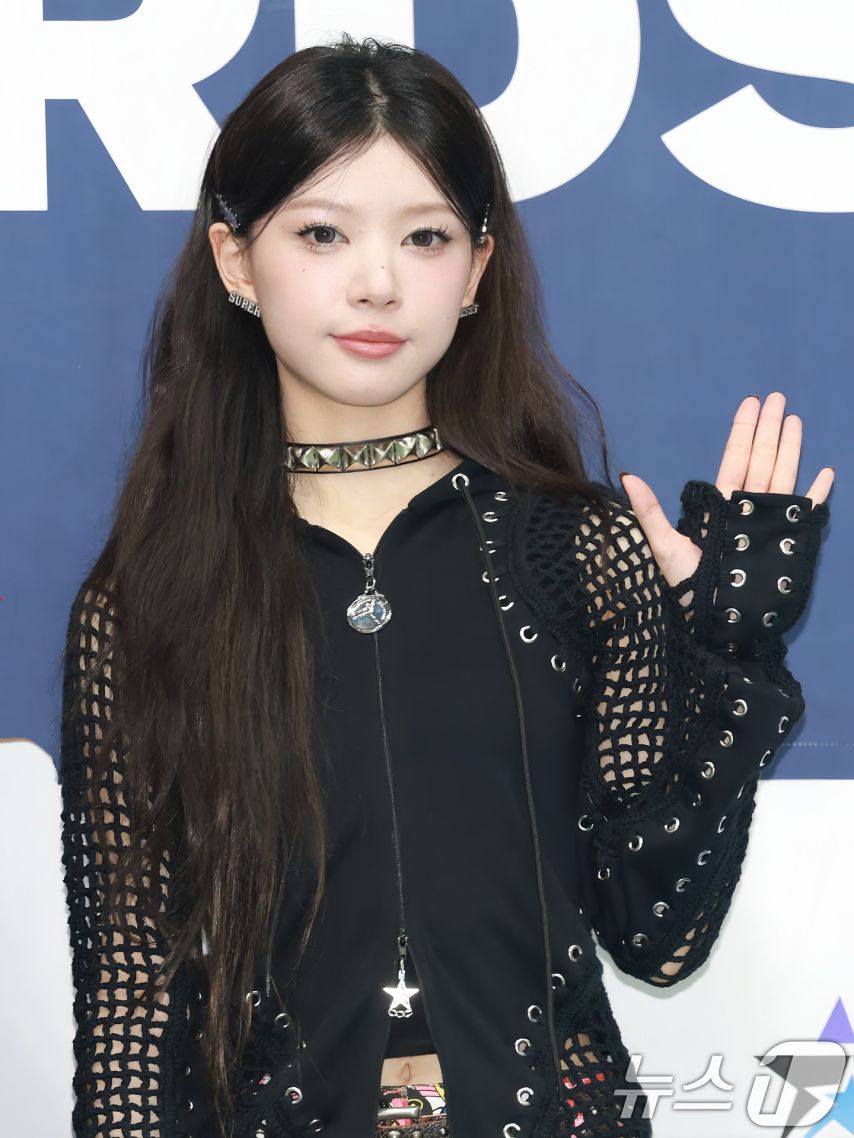 ILLIT(아일릿) 모카