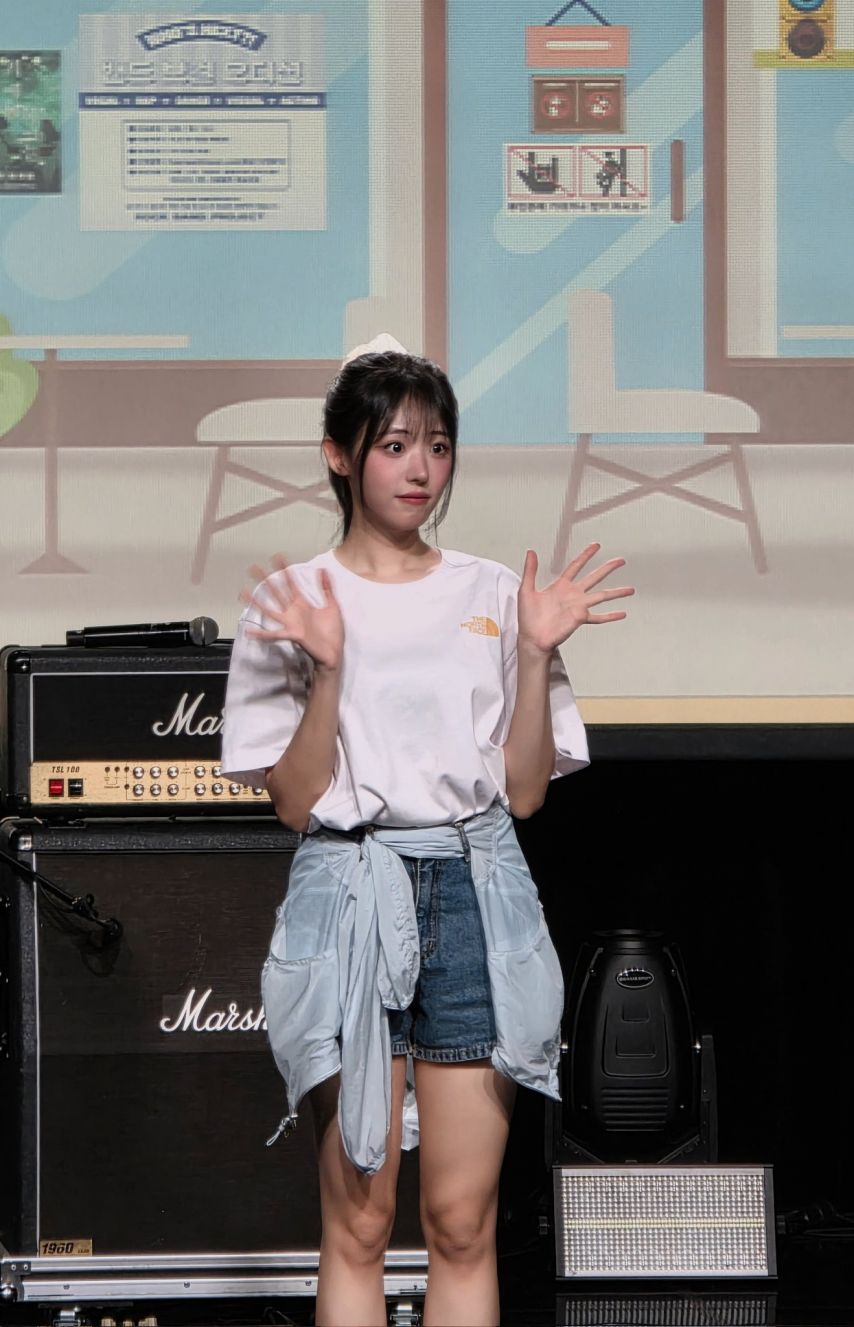 [QWER] 히나