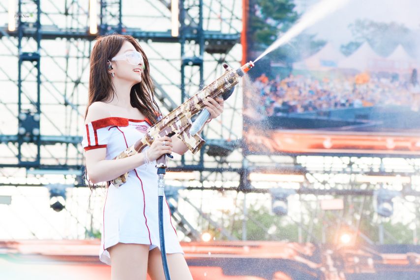 프로미스나인 이나경