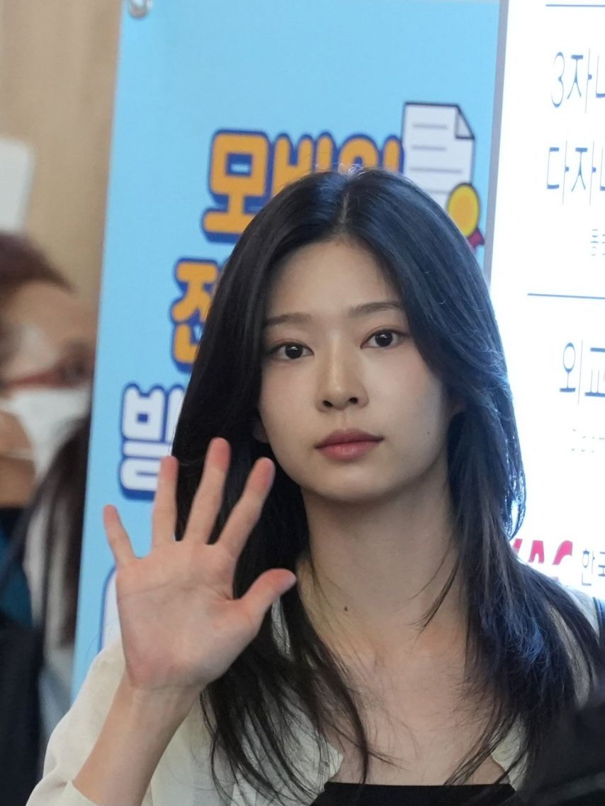 오늘 아침 출국하는 김민주