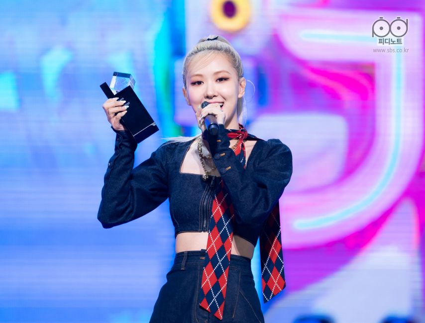 블랙핑크 로제