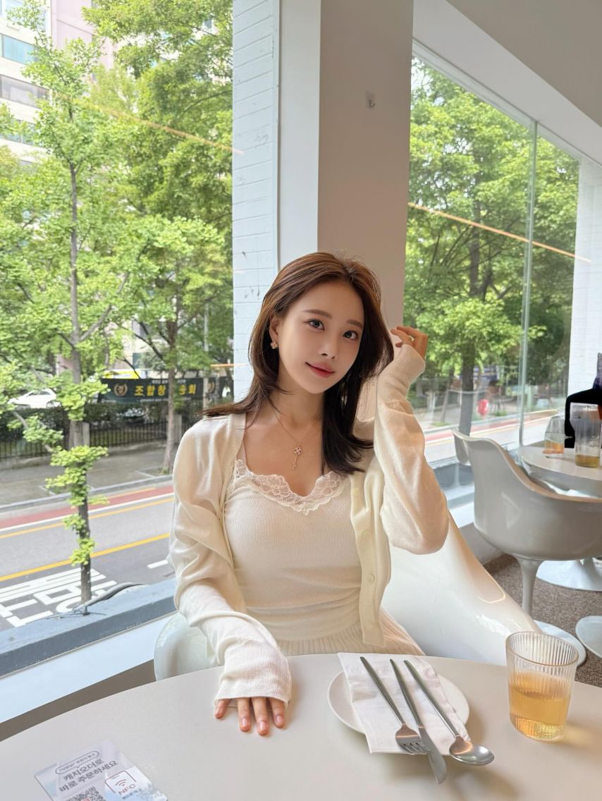 아옳이 김민영