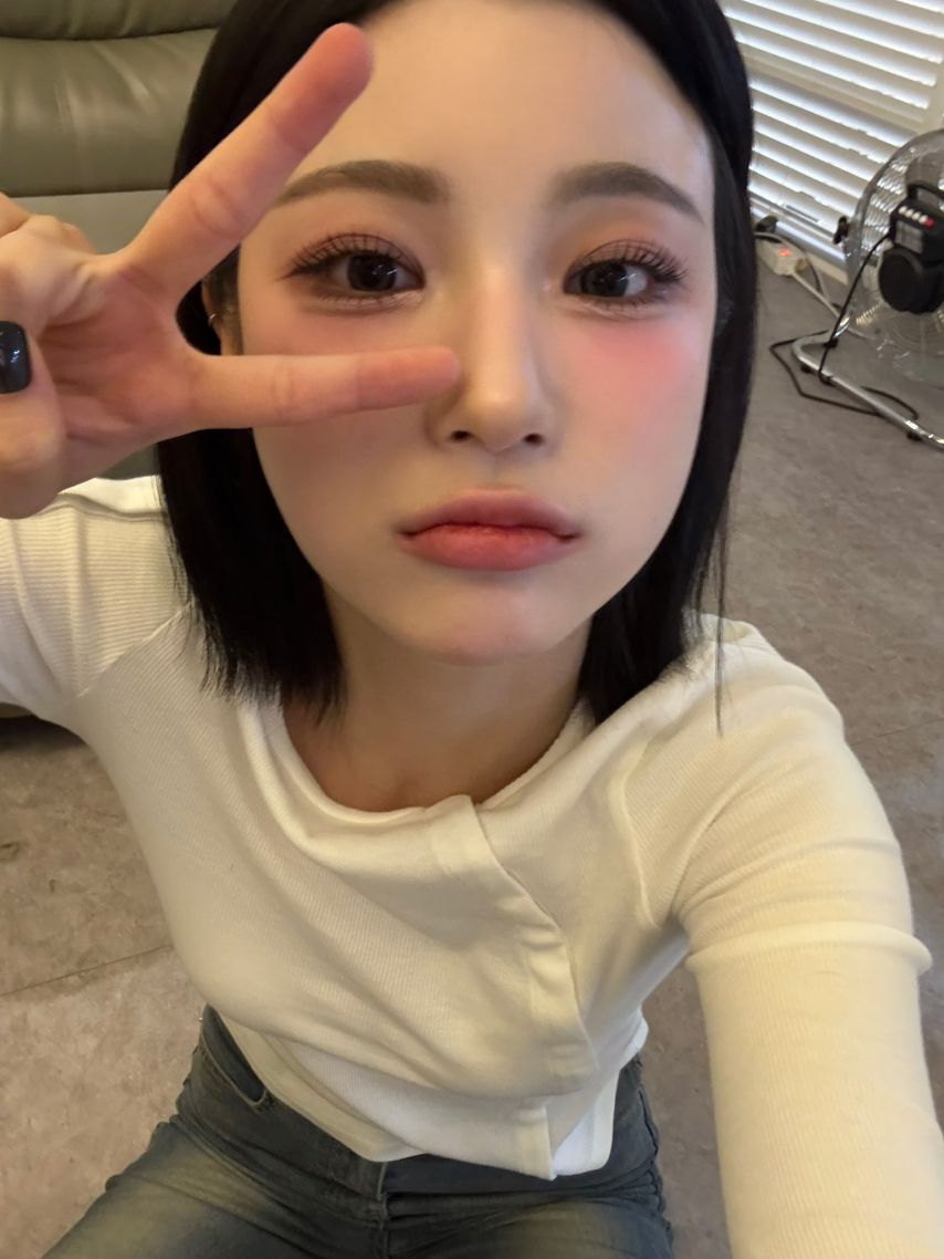 아이칠린 지윤,예주, 이지