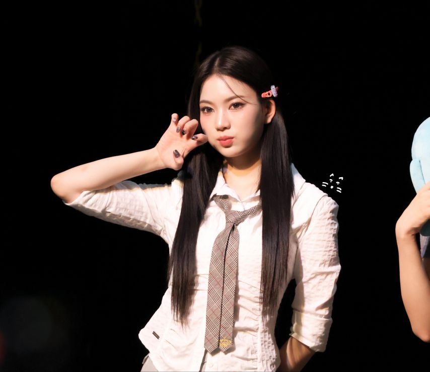 스테이씨 아이사