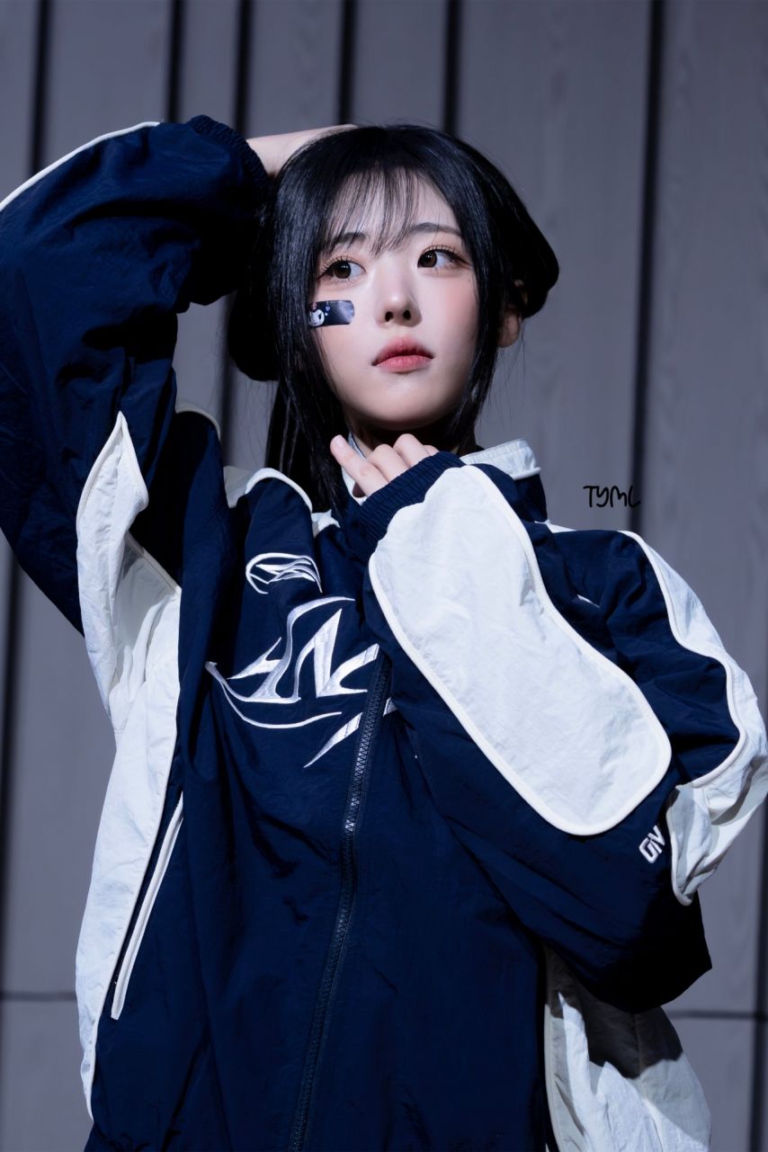 QWER 히나