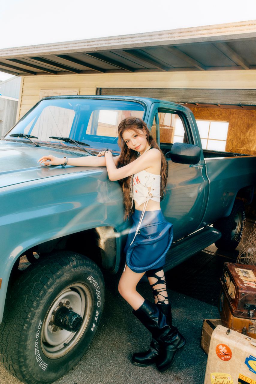 izna 2nd Mini Album 'Not Just Pretty' Concept Photo 유사랑, 최정은, 정세비