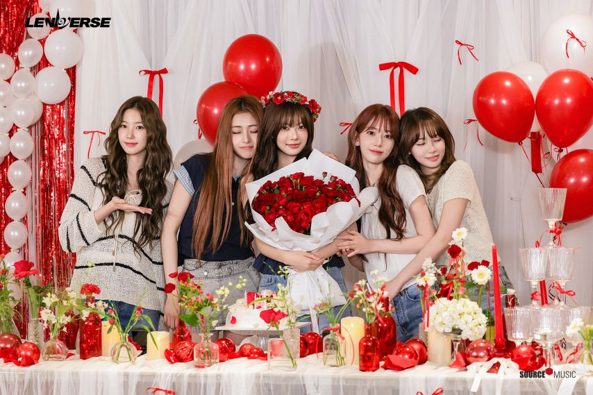 르세라핌 LENIVERSE ‘볼링(을 곁들인) 은채야 20살 축하해’ Photo Sketch