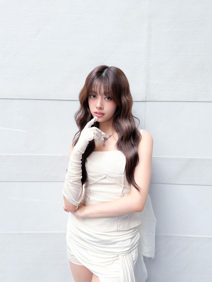 니쥬 (NiziU)