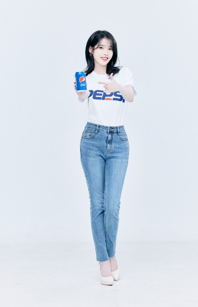아이유.jpg