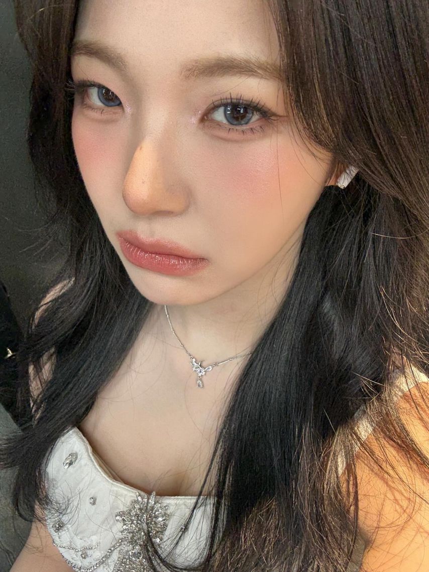 프로미스나인 박지원,백지헌