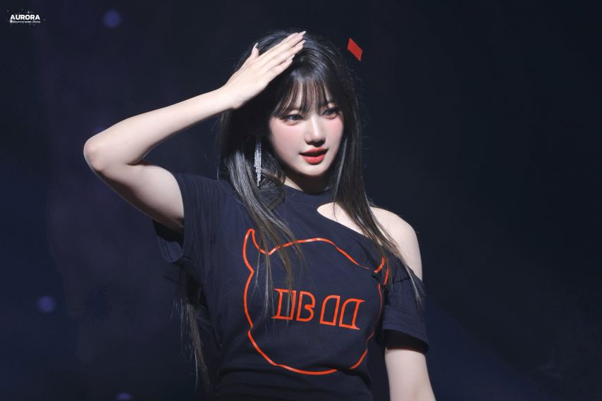 베이비몬스터 로라